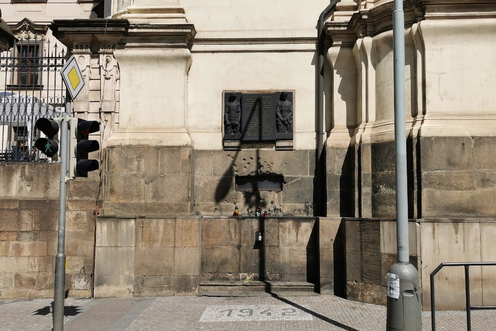 Memorial Crypt Attack Heydrich