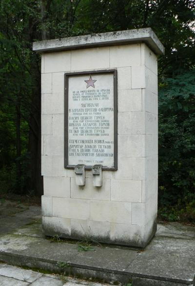 War Memorial Razliv