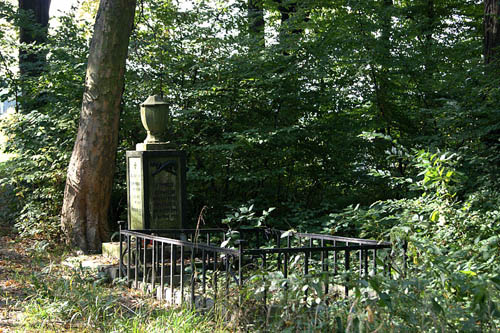 Austrian War Cemetery No.277
