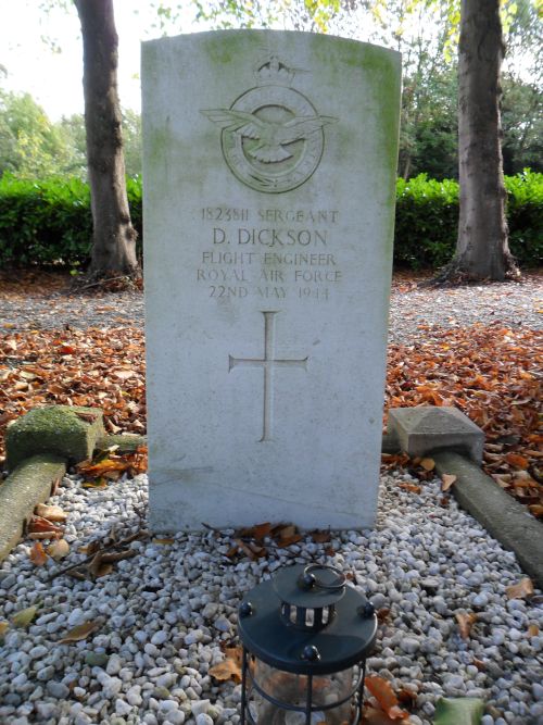 Commonwealth War Graves General Cemetery Brielle