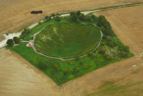 Lochnagar Crater - Ovillers-la-Boisselle - TracesOfWar.com