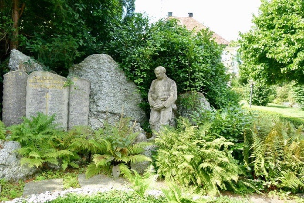 Monument To The Soldiers Who Died In WWI And WW II Laimnau