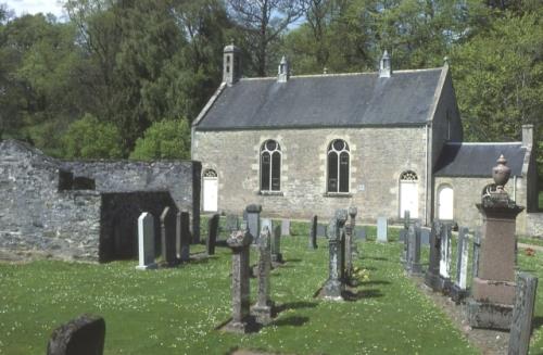 Oorlogsgraven van het Gemenebest Botriphnie Parish Churchyard #1