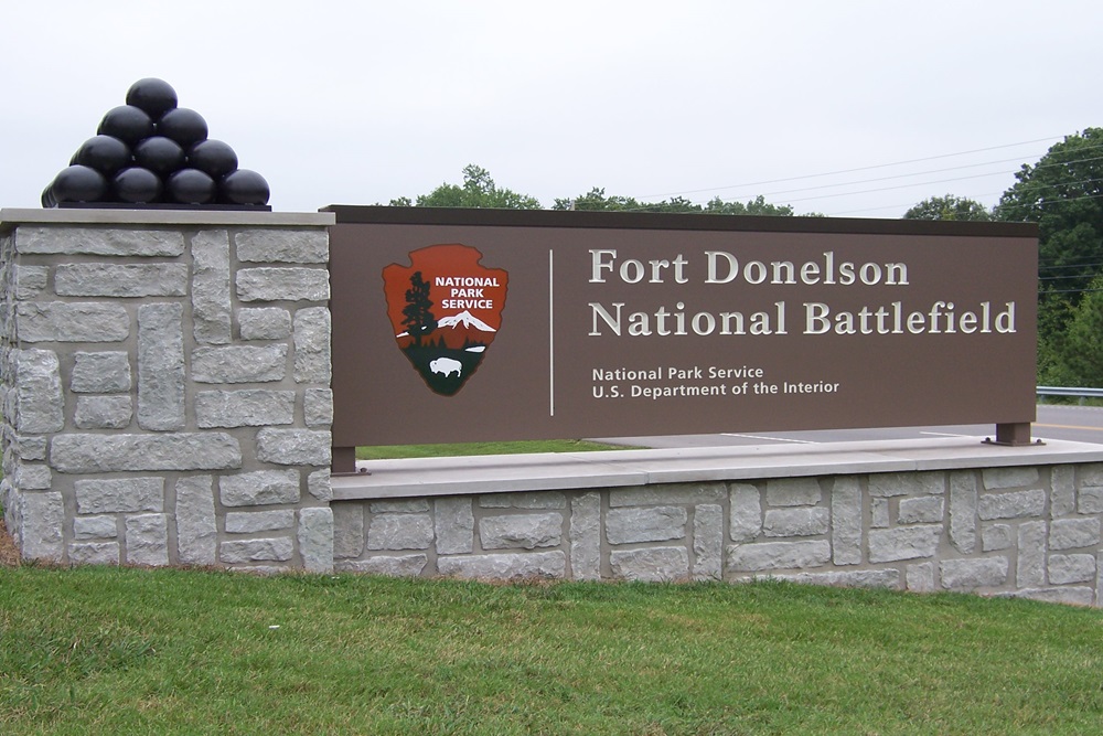 Fort Donelson National Battlefield Visitor Center