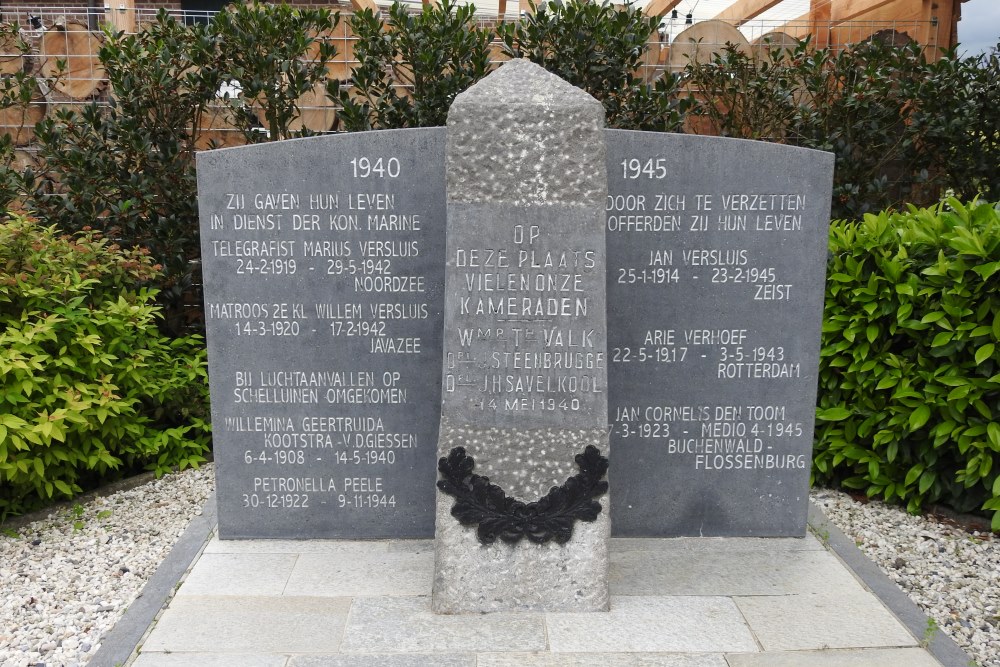 War Memorial Schelluinen #3