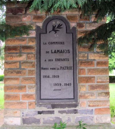 War Memorial Lamaids