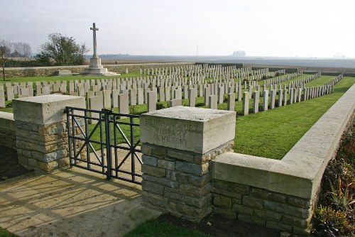 Commonwealth War Cemetery Bertrancourt