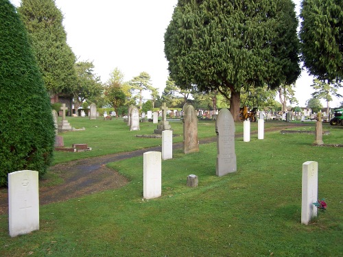 Oorlogsgraven van het Gemenebest Tring Cemetery