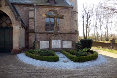 War Memorial Menzelen