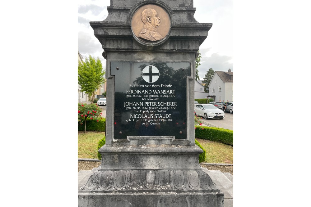 Oorlogsmonument Bitburg #2