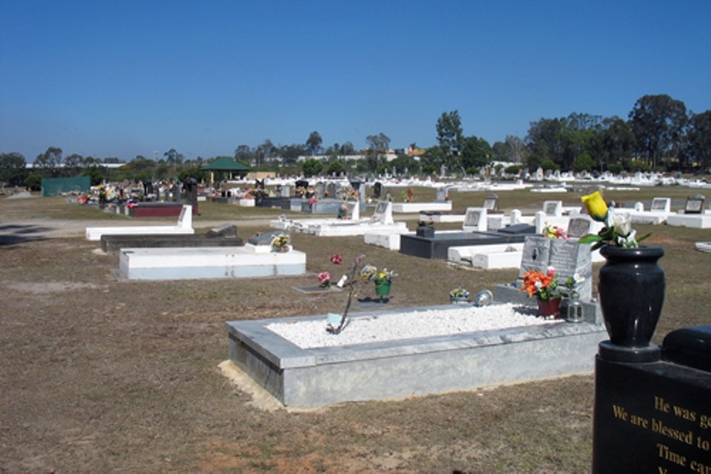 Commonwealth War Graves Beenleigh Cemetery
