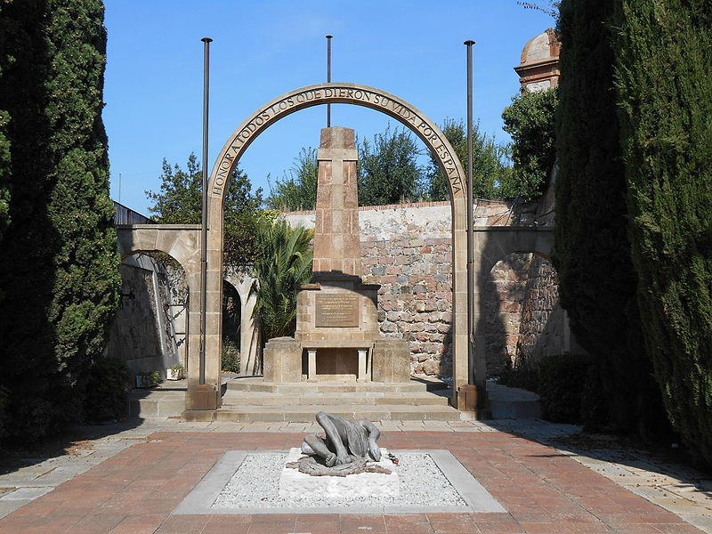 Monument Spaanse Burgeroorlog Castello de Montjuc