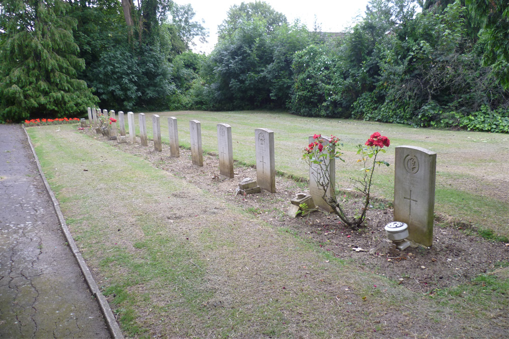 Commonwealth War Graves Southgate Cemetery