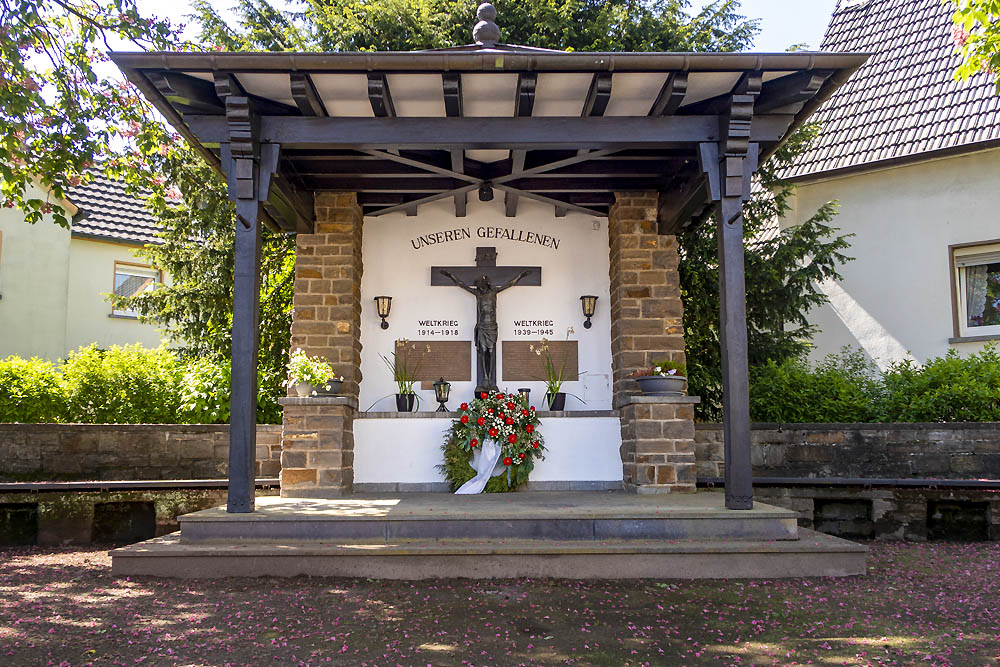 Oorlogsmonument Lhndorf #2