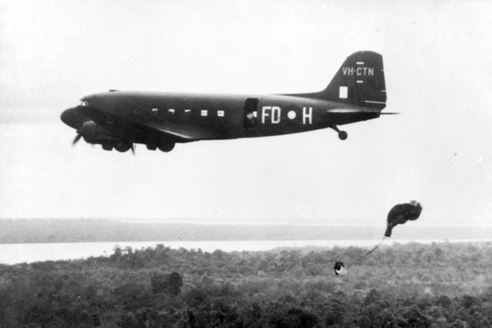 Crashlocatie C-47A-25-DK Dakota A65-54 Tail VH-CUP