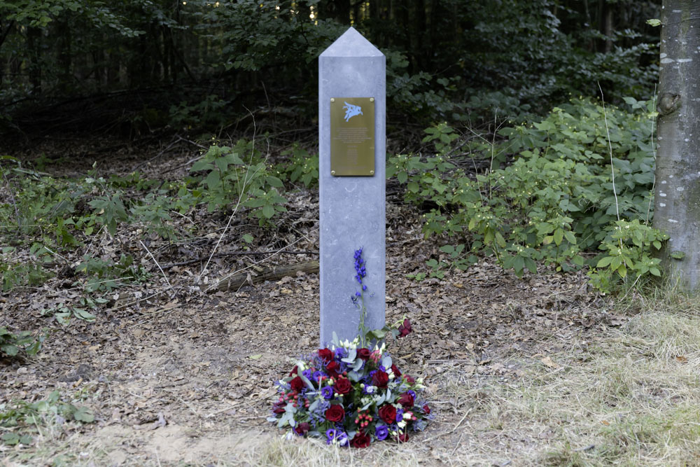 Battle Marker Veldgraf Britse militairen Zonneheuvelweg