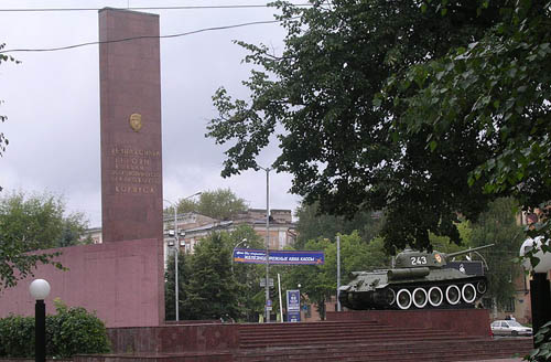 Monument 10e Garde Uralsko-Lvovskaya Vrijwillige Tank Divisie