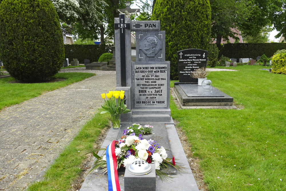 Nederlands Oorlogsgraf Rooms Katholieke Begraafplaats Grootebroek