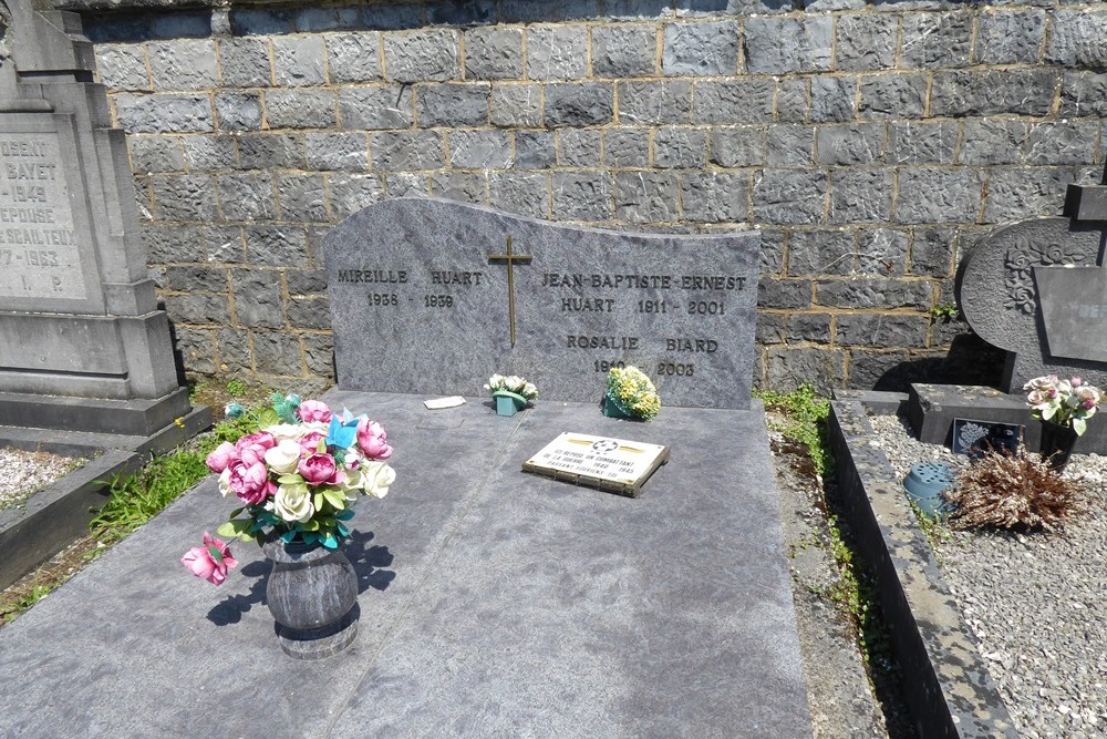 Belgian Graves Veterans Treignes #4