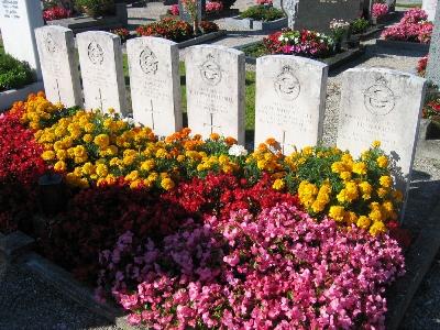 Oorlogsgraven van het Gemenebest Oberschleiheim