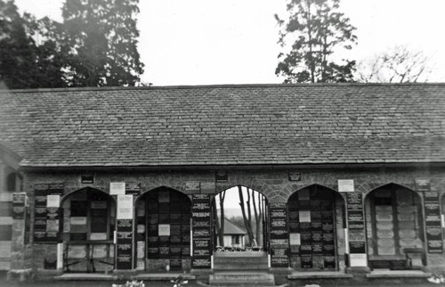 Monument Pontypridd Crematorium