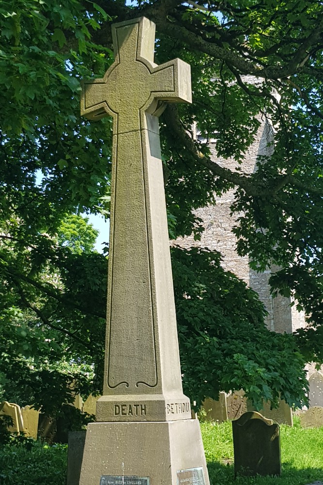 War Memorial Middleham #4