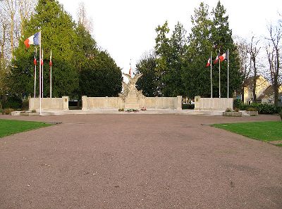 War Memorial Beauvais