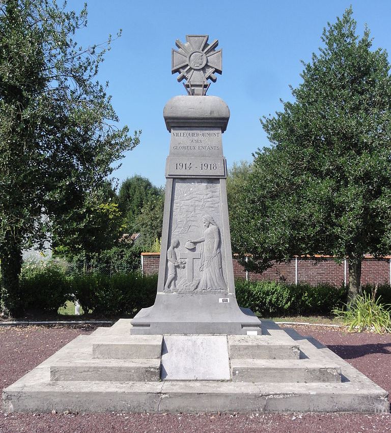 War Memorial Villequier-Aumont