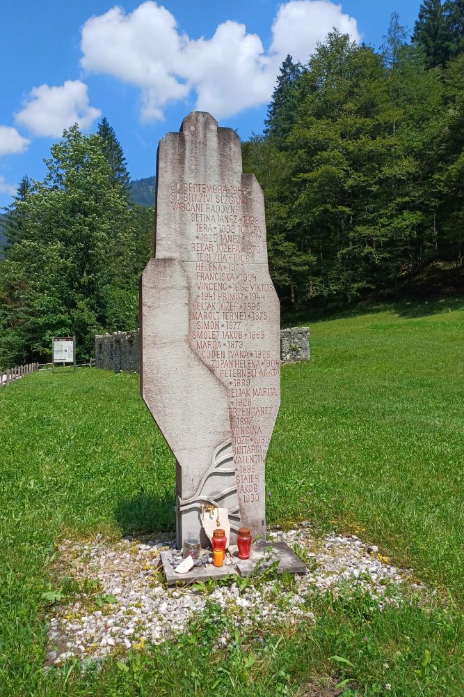 Monument Radovna Bloedbad #2