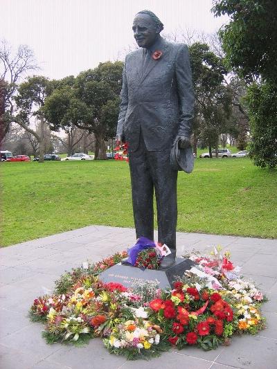 Monument Sir Ernest Edward 
