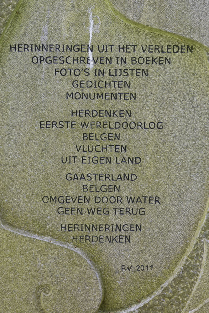 Memorial Belgian Refugees Roman Catholic Cemetery Bakhuizen #3