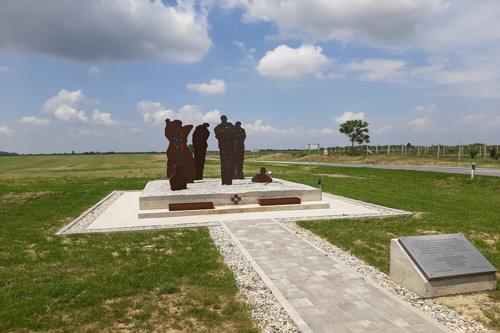 Monument Victims Ovcara 1991