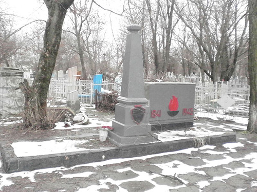 Soviet War Graves Mariupol