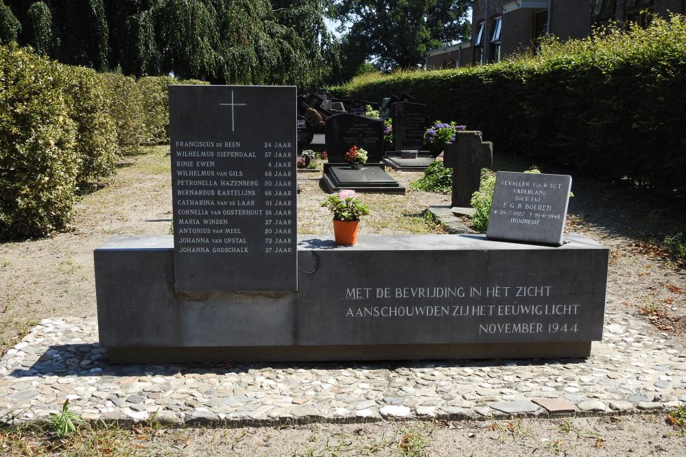 War Memorial Cemetery Den Hout