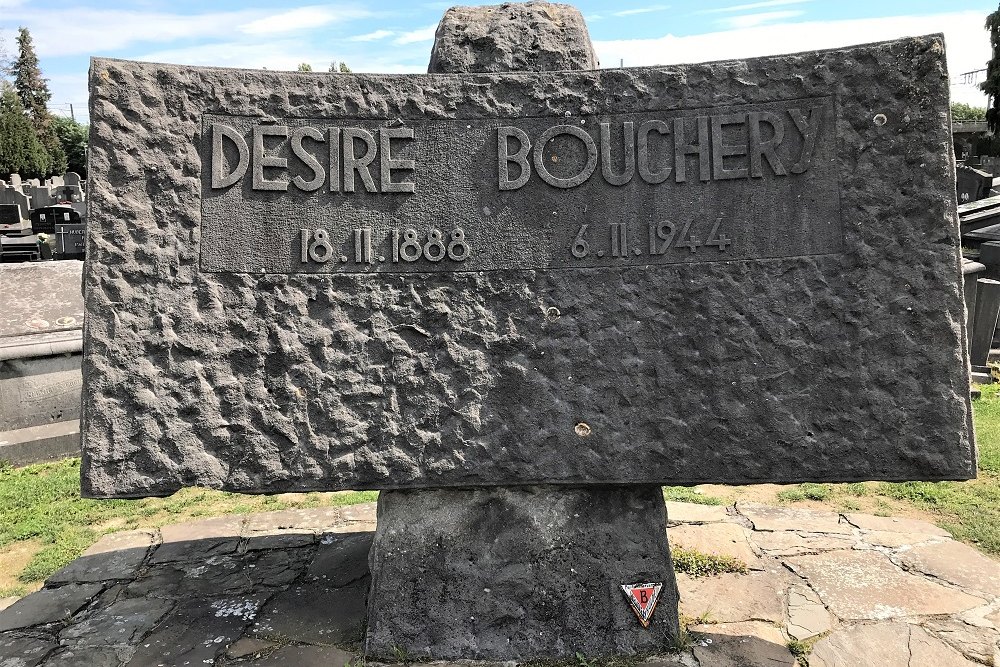 Memorial Bouchery Municipal Cemetery Mechelen #2