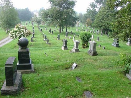 Commonwealth War Graves Woodstock Methodist Cemetery