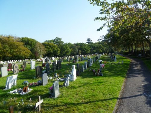 Commonwealth War Graves Blackfield Cemetery