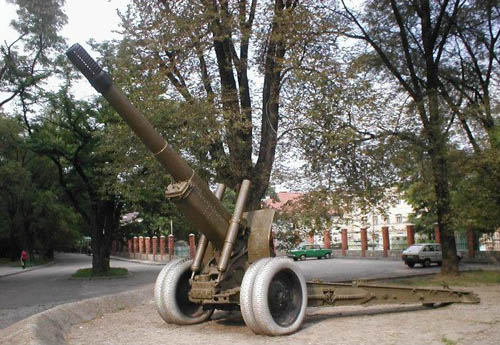 152 mm howitzer-gun M1937 (ML-20) Zaporizhia