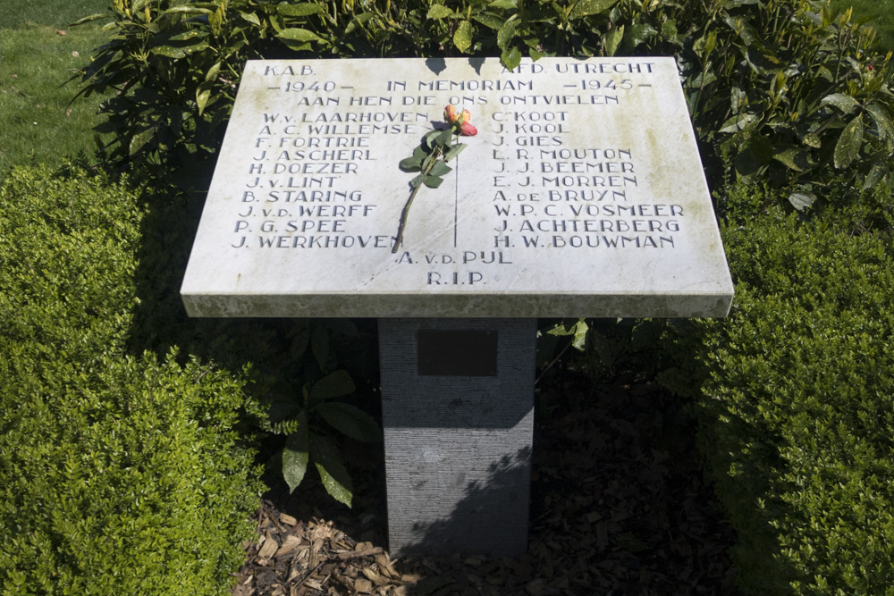 Memorial Fallen Members Catholic Labour Union