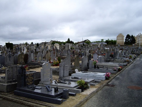 Commonwealth War Graves Nogent-le-Rotrou