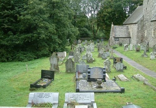 Commonwealth War Grave Cheriton Churchyard