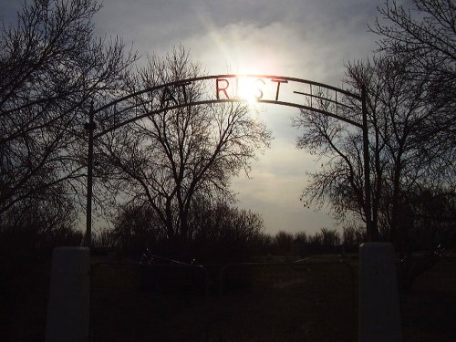 Oorlogsgraf van het Gemenebest At Rest Cemetery