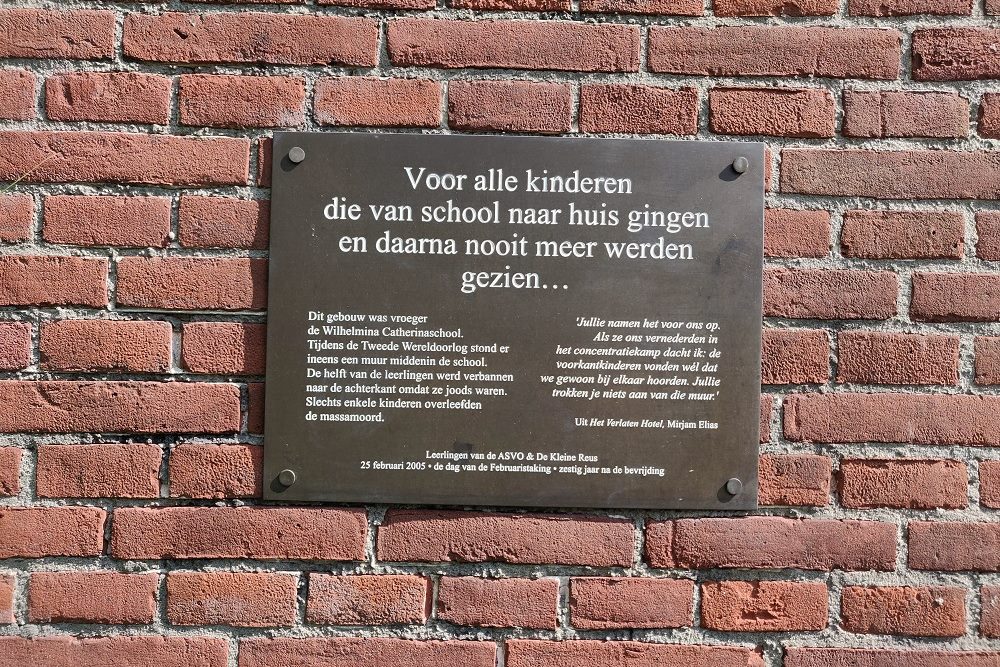 Gedenkteken Wilhelmina Catharina School Amsterdam