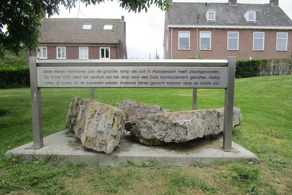 Monument Bombardement Alblasserdam