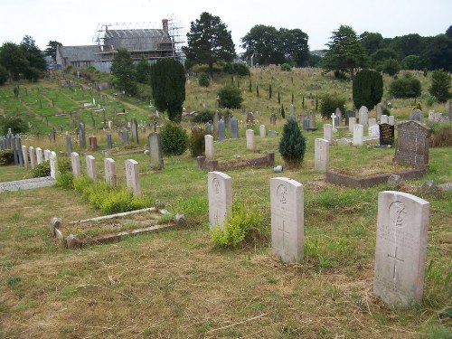 Commonwealth War Graves Ford Park Cemetery