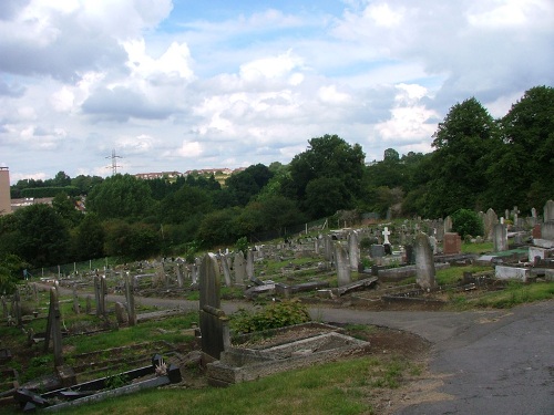 Commonwealth War Graves Brislington Cemetery