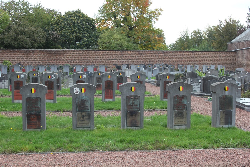 Belgische Graven Oudstrijders Braine-lAlleud Oude Begraafplaats