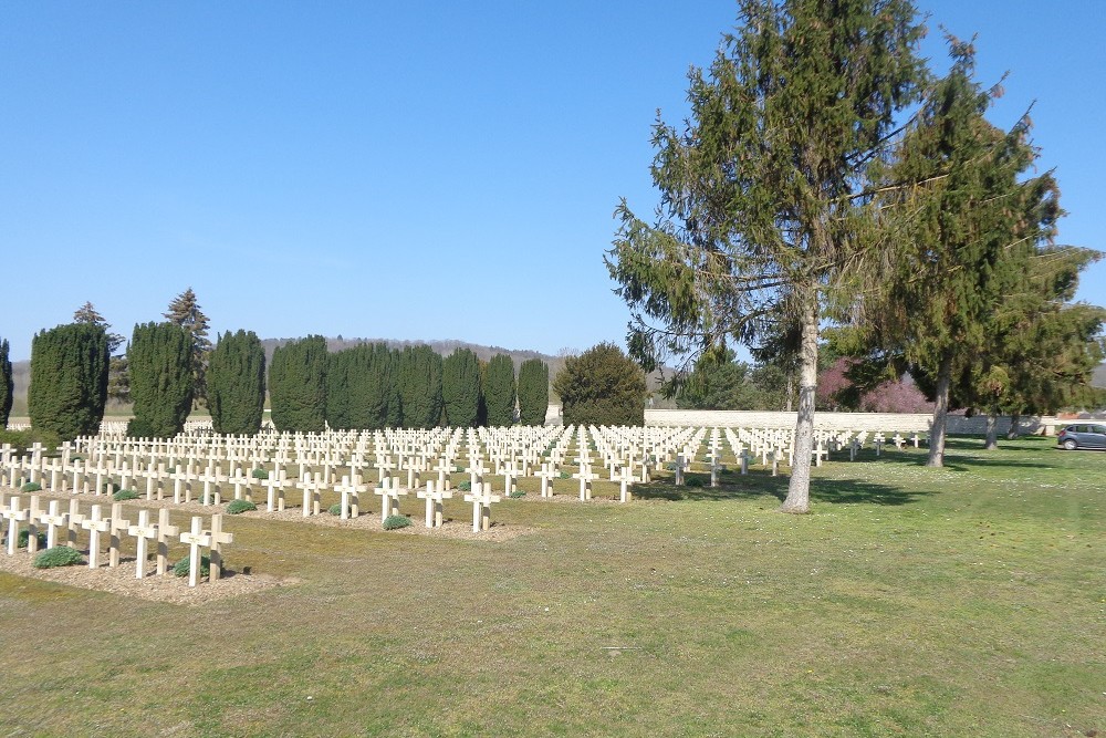 French War Cemetery Soupir II