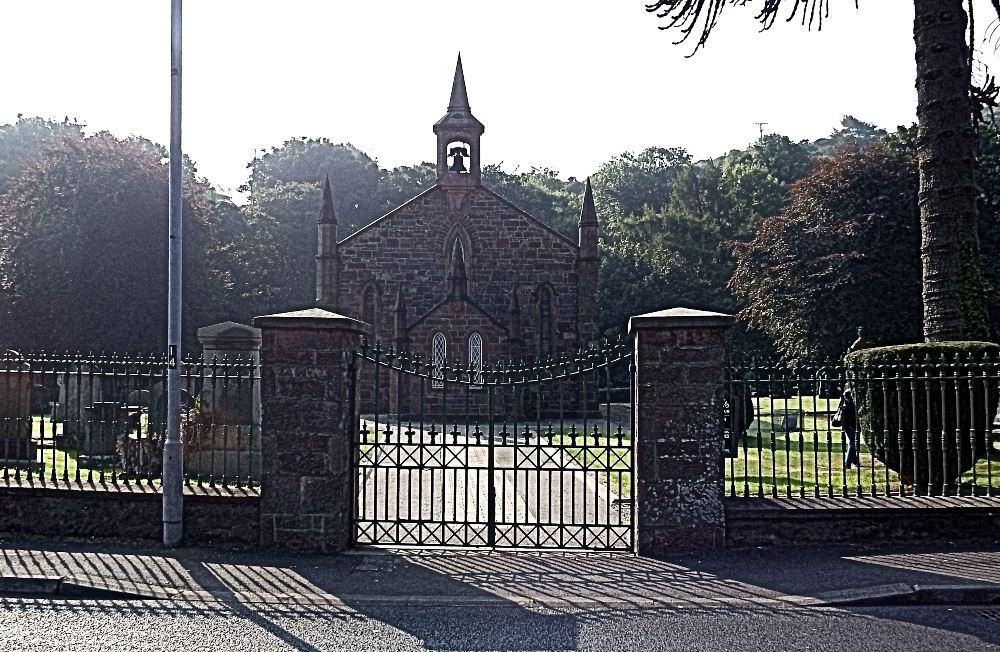 Oorlogsgraven van het Gemenebest Layde Church of Ireland Churchyard