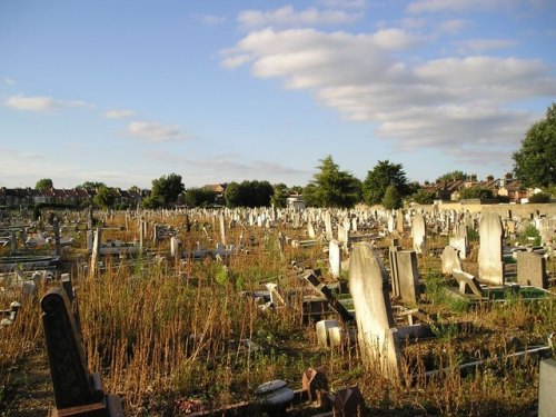 Oorlogsgraven van het Gemenebest Queens Road Cemetery